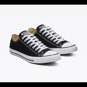 !SOLD! Black converse